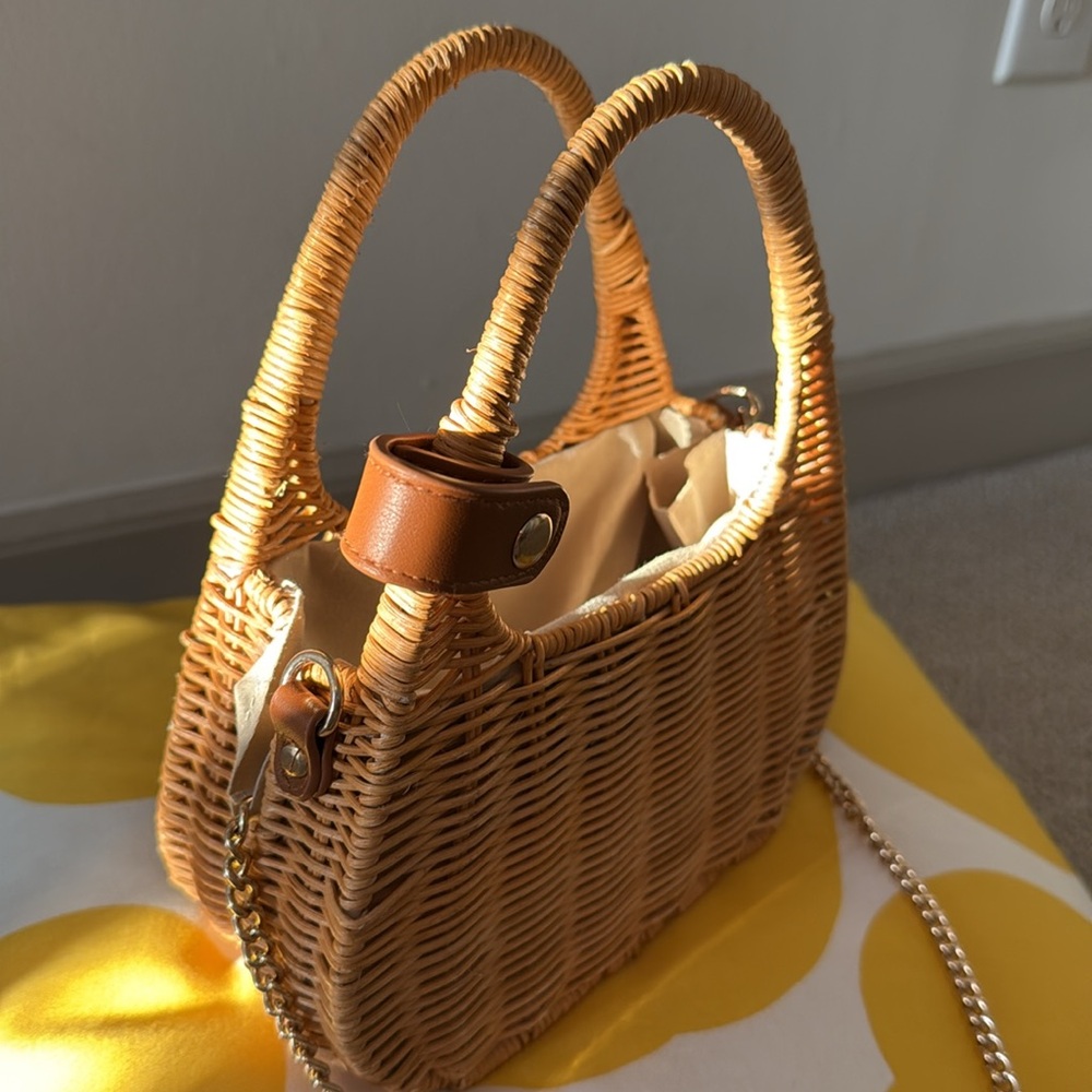 Tuckernuck Wicker Mini Bag with Brown Leather Trim and Gold Chain - Picture 10 of 12